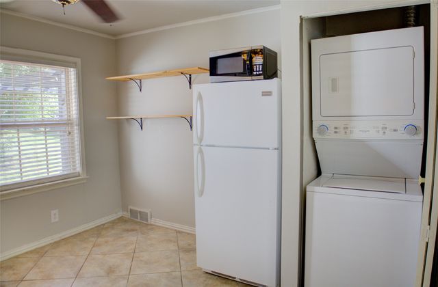 4221 E 25th Place E, Tulsa, OK 74114