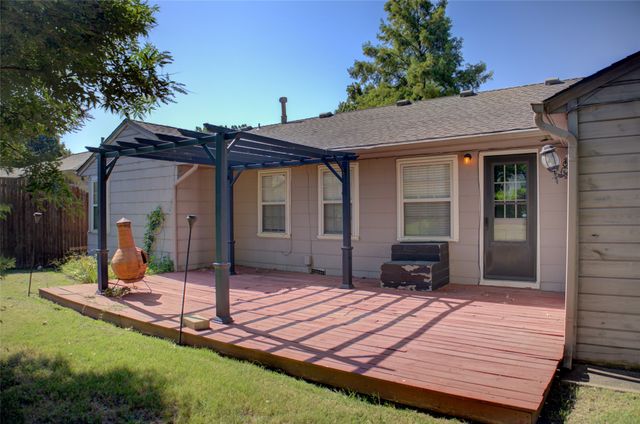 4221 E 25th Place E, Tulsa, OK 74114