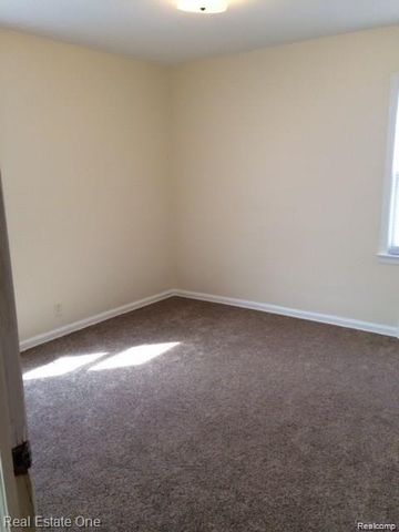 3503 Ravena Avenue, Royal Oak, MI 48073