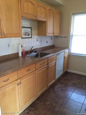 3503 Ravena Avenue, Royal Oak, MI 48073