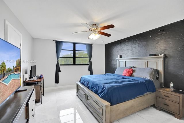 6575 W Oakland Park Boulevard 506, Lauderhill, FL 33313