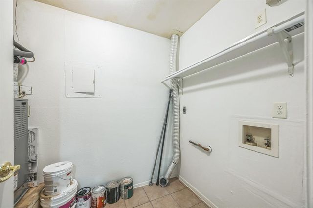 5725 Alsace TRL, Austin, TX 78724