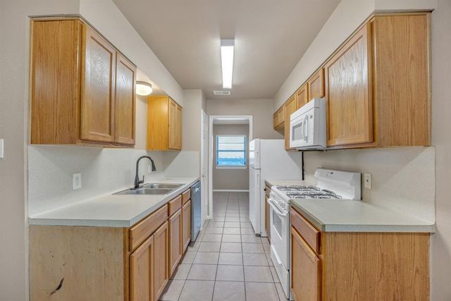 5725 Alsace TRL, Austin, TX 78724