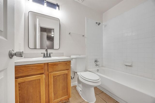 5725 Alsace TRL, Austin, TX 78724