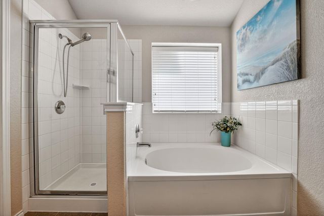 1812 Paseo Verde DR, Leander, TX 78641