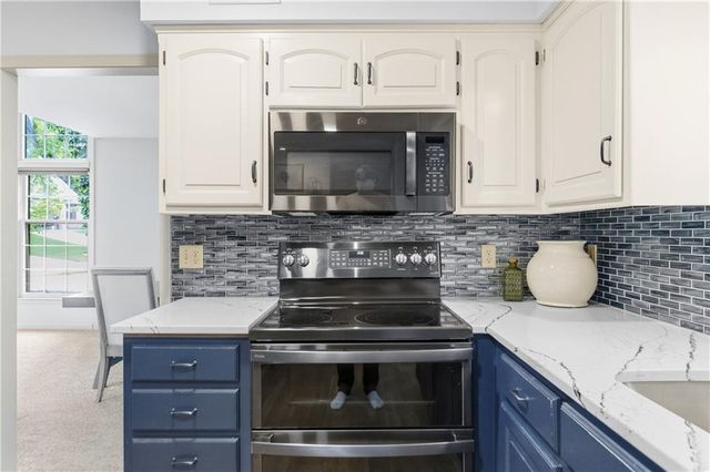 5116 Horton Street, Mission, KS 66202