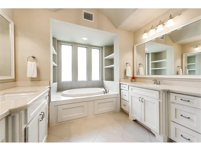917 Pleasant View Drive, Rockwall, TX 75087