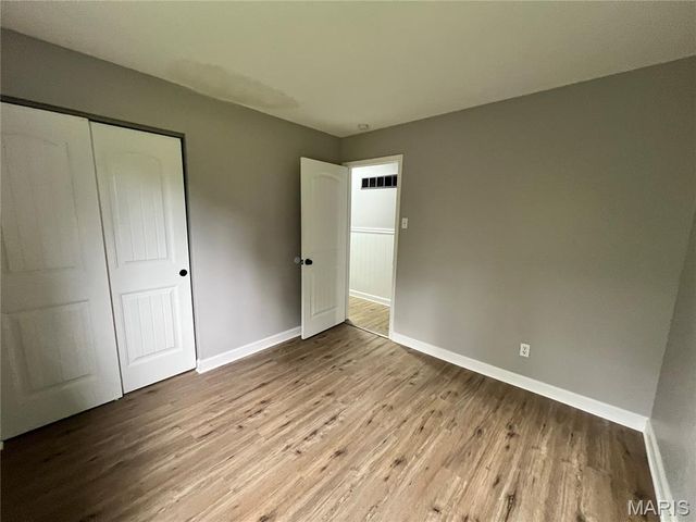 13310 De Marillac Drive, Florissant, MO 63033