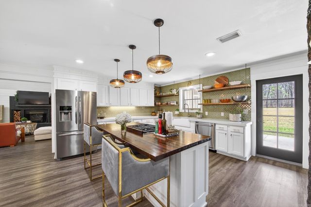 1281 Bethlehem Road, Austin, AR 72007