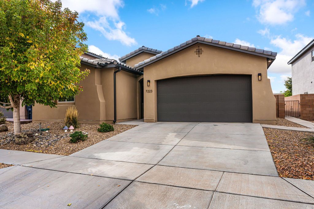 7223 LAGUNA NIGUEL Drive NE, Albuquerque, NM 87109