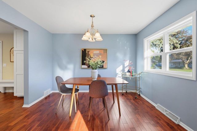146 W Macarthur Street, Sun Prairie, WI 53590