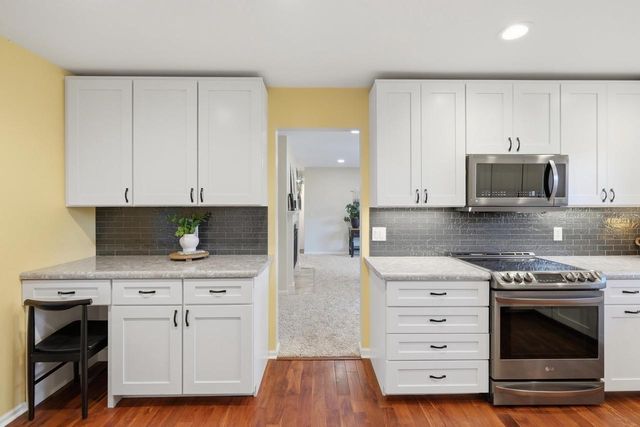 146 W Macarthur Street, Sun Prairie, WI 53590