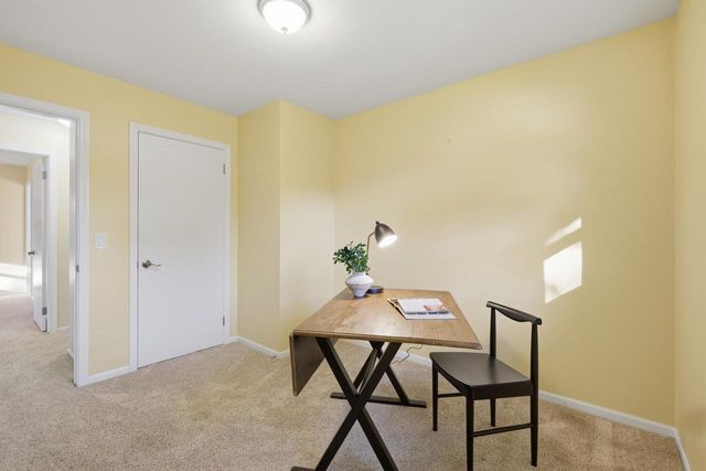 146 W Macarthur Street, Sun Prairie, WI 53590