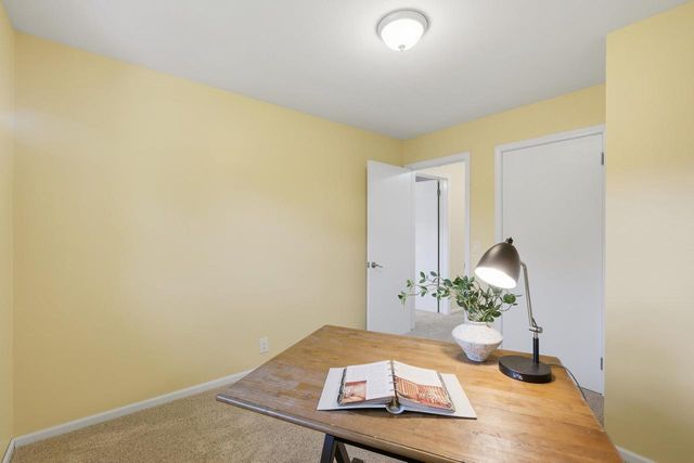 146 W Macarthur Street, Sun Prairie, WI 53590