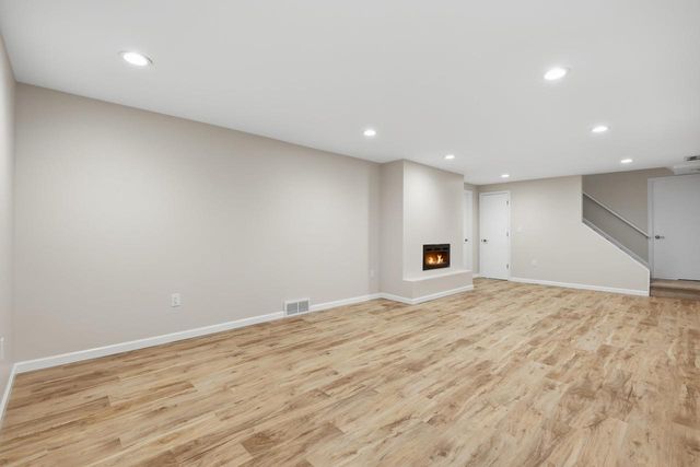146 W Macarthur Street, Sun Prairie, WI 53590