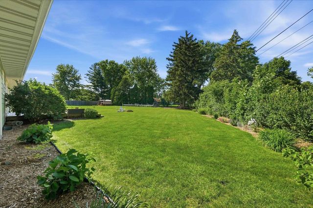 146 W Macarthur Street, Sun Prairie, WI 53590
