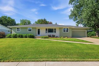146 W Macarthur Street, Sun Prairie, WI 53590