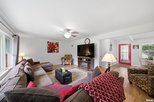 149 JAY Avenue, Morton, IL 61550