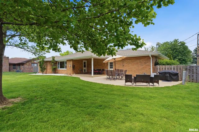 149 JAY Avenue, Morton, IL 61550