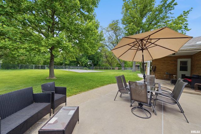 149 JAY Avenue, Morton, IL 61550