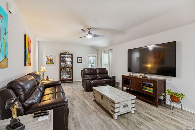 2026 Rhesus Vw, San Antonio, TX 78245