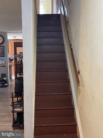 106 CHESTER PIKE, Darby, PA 19023