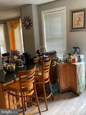 106 CHESTER PIKE, Darby, PA 19023