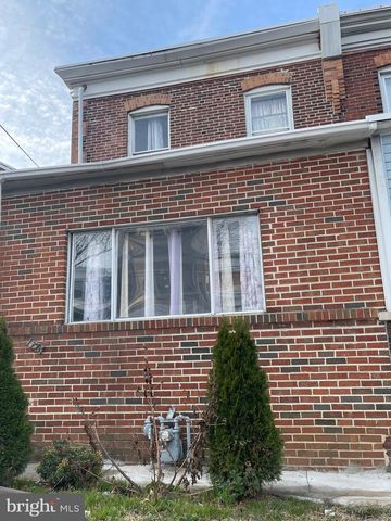 106 CHESTER PIKE, Darby, PA 19023
