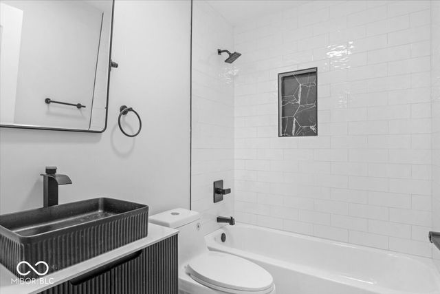 4513 Caroline Avenue, Indianapolis, IN 46205