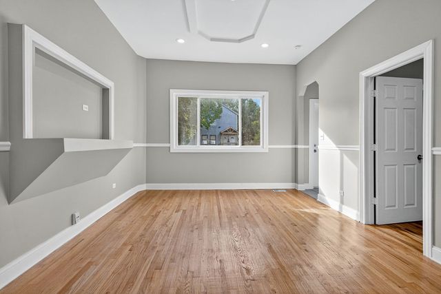 844 W 51st Place, Chicago, IL 60609