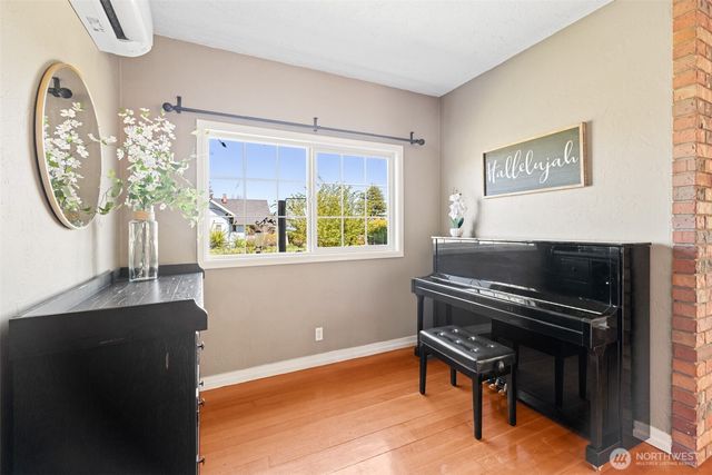 1304 S Oak St, Port Angeles, WA 98362