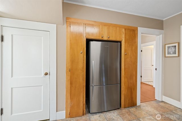 1304 S Oak St, Port Angeles, WA 98362