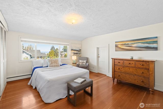 1304 S Oak St, Port Angeles, WA 98362
