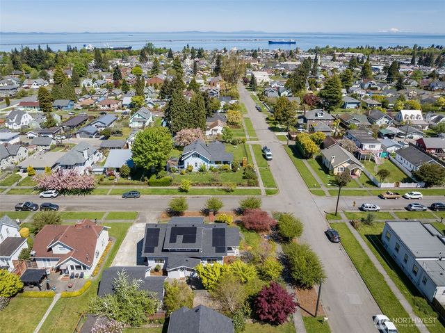 1304 S Oak St, Port Angeles, WA 98362