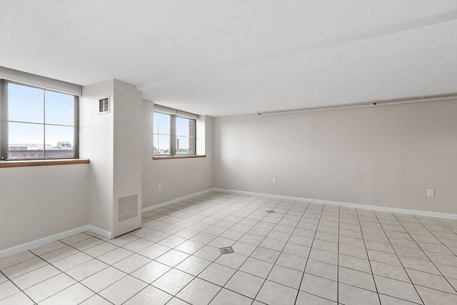 200 Market Street 619, Lowell, MA 01852