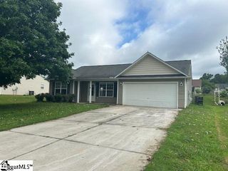 102 Lear Drive, Laurens, SC 29360