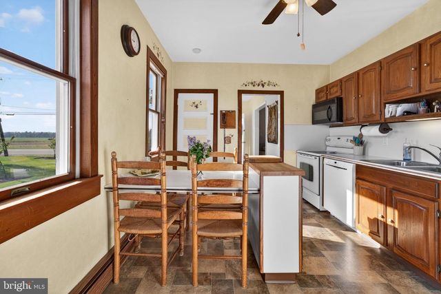 272 SKILLMAN RD, Skillman, NJ 08558