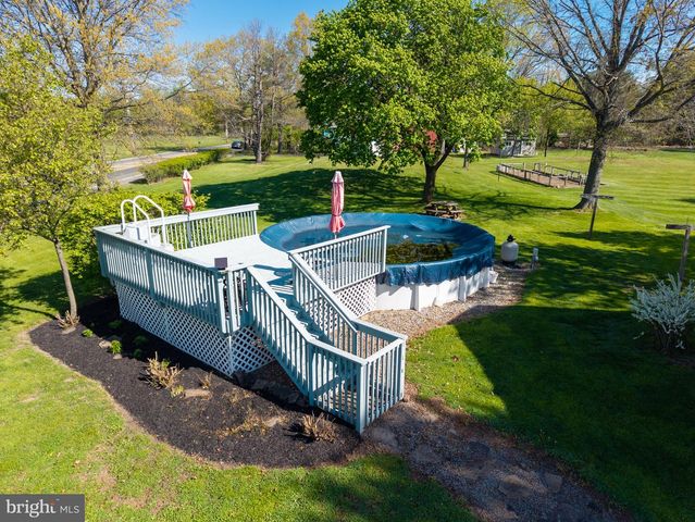 272 SKILLMAN RD, Skillman, NJ 08558