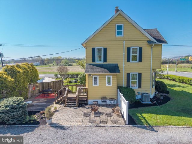 272 SKILLMAN RD, Skillman, NJ 08558