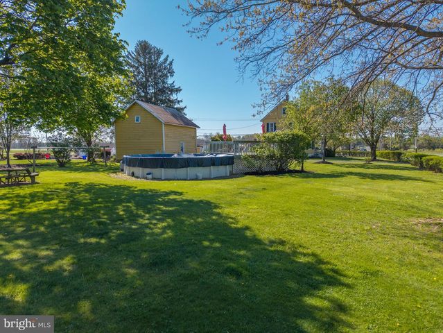 272 SKILLMAN RD, Skillman, NJ 08558