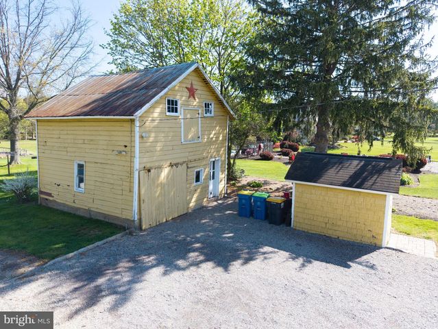 272 SKILLMAN RD, Skillman, NJ 08558
