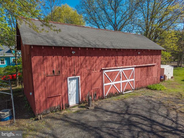 272 SKILLMAN RD, Skillman, NJ 08558