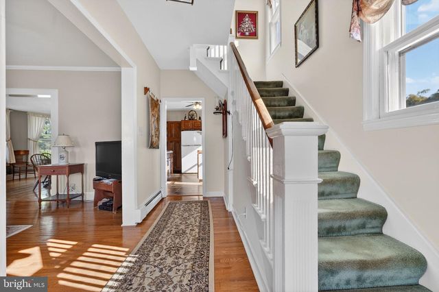272 SKILLMAN RD, Skillman, NJ 08558