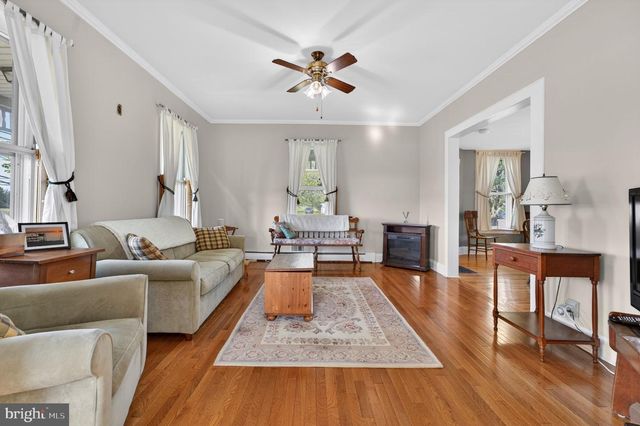 272 SKILLMAN RD, Skillman, NJ 08558