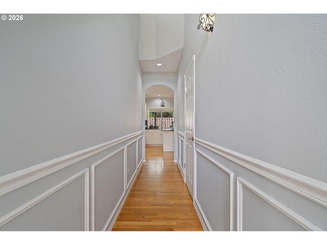 3527 COEUR D ALENE Dr, West Linn, OR 97068