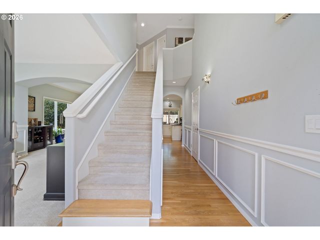 3527 COEUR D ALENE Dr, West Linn, OR 97068