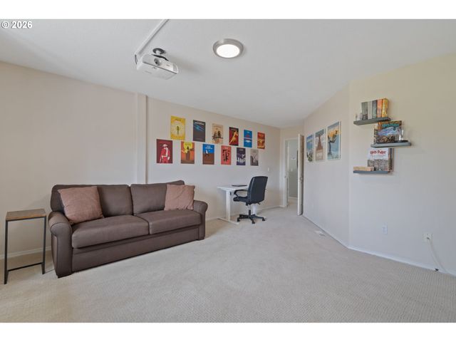 3527 COEUR D ALENE Dr, West Linn, OR 97068