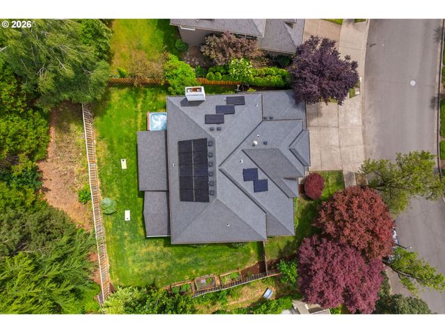 3527 COEUR D ALENE Dr, West Linn, OR 97068
