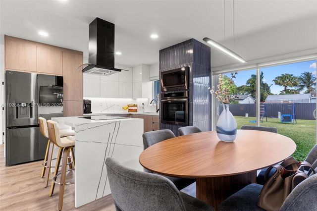 1125 NW 15th St, Homestead, FL 33030