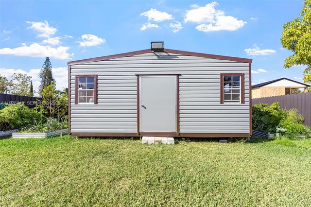 1125 NW 15th St, Homestead, FL 33030